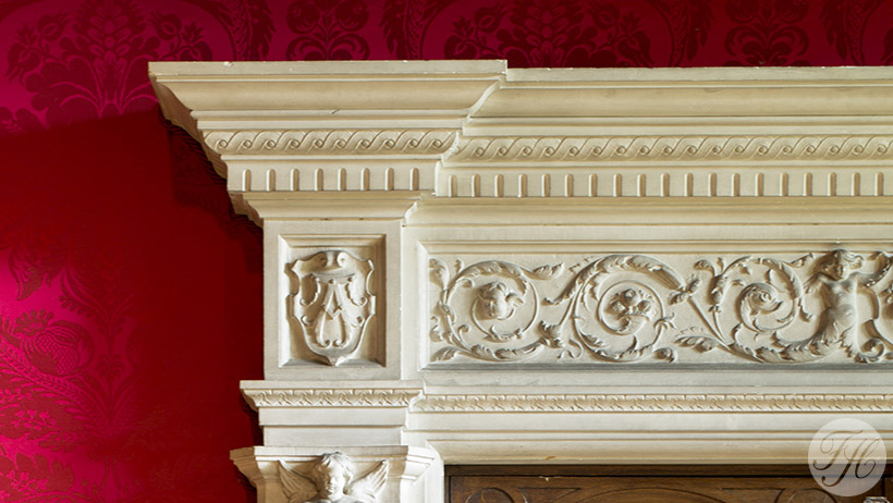 detail gespannen stof afwerkt met passend bandje