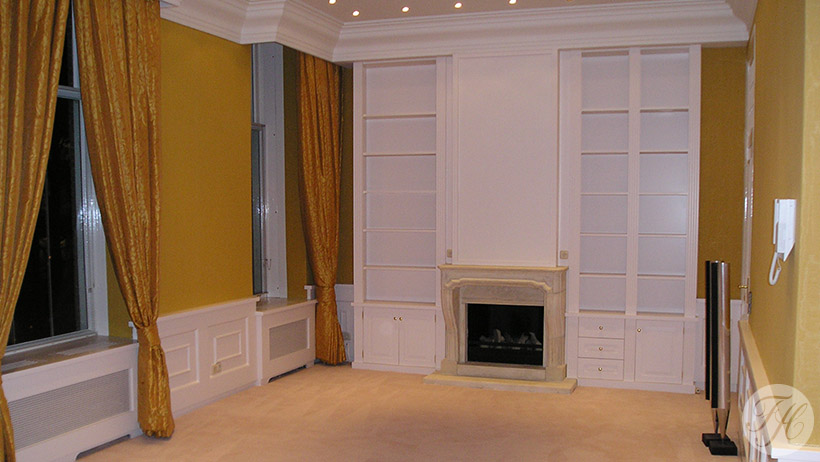 stoffen wandbespanning en passende gordijnen klassiek herenhuis met moderne uitstraling Amsterdam