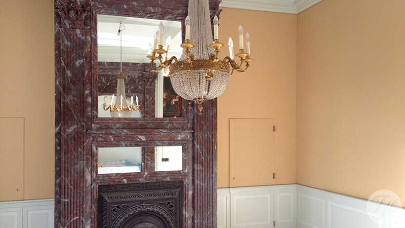 gele bespanningsstof toegepast in stijlkamer Kasteel renswoude