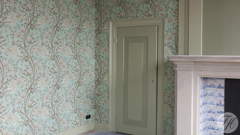 betengeling en behang aangebracht in stijlkamer monumentaal pand Ridderhofstad Gunterstein Breukelen