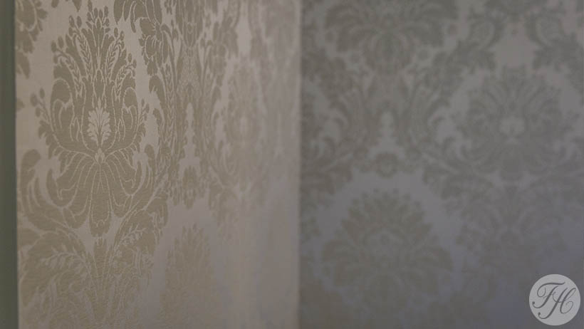 Op authentieke wijze aangebrachte stoffen wandbespanning